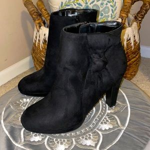 Black, Booties, Suede, Like New, Heels, Ankle Boots, 7.5